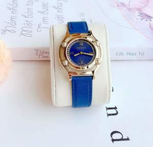 Đồng hồ nữ Versace VEVF00320