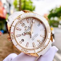 Đồng hồ Omega Seamaster Planet Ocean CeraGold “Saint Moritz” 42mm 232.63.42.21.04.001 – Lặn 600m, sang trọng tuyệt đỉnh trên nền Ceramic trắng