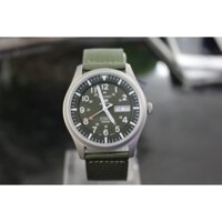 Đồng hồ Seiko 5 quân đội SNZG09K1