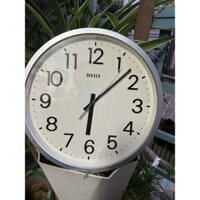 Đồng hồ treo tường Daily bãi nhật