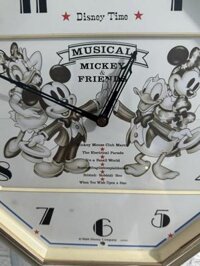 Đồng hồ treo tường DISNEY TIME mặt chẻ có nhạc sinh động