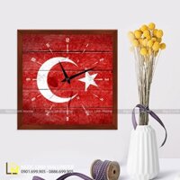 Đông hồ treo tường mộc mạc