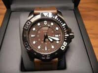 Đồng hồ Victorinox Swiss Army Dive Master