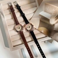 Đồng hồ vuông mặt số nhỏ dành cho nữ INS thiết kế thích hợp phong cách cổ điển kiểu Anh Đồng hồ thạch anh chống nước nhỏ và tinh tế