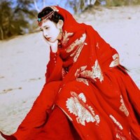 Donggong Xiaofeng Cùng Phong Cách Phong Cách Dân Tộc Khăn Lụa Phong Cách Mỏng Mạ Vàng Trà Đỏ Thẻ Muối Hồ Sa Mạc Vải Lanh Cotton Khăn Choàng Khăn Choàng Nữ20250324