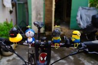 Doremon, Minion, Vit vàng đội nón PUBG gắn ghidong xe máy / xe đạp