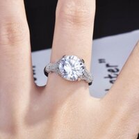 ◙✉∈Douyin mới 2 carat mô phỏng moissanite nhẫn bạc 925 nữ nhẫn đôi nhẫn cưới nhẫn cầu hôn nhẫn kim cương