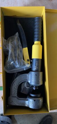 DỤNG CỤ ĐỘT LỖ BẰNG TAY TLP HHM-32