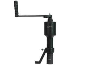 Dụng cụ mở ốc lốp xe tải bằng tay loại ngắn Yato YT-0782