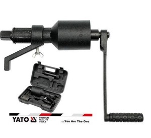 Dụng cụ mở ốc lốp xe tải bằng tay loại ngắn Yato YT-0782