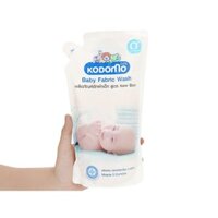 Dung dịch giặt tẩy cho bé Kodomo xanh túi 600ml