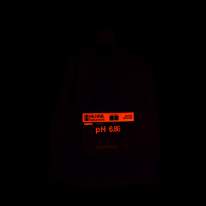 Dung dịch hiệu chuẩn pH 6.86, chai 1 lít Hanna HI7006/1L