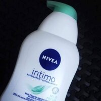 Dung dịch vệ sinh Nivea