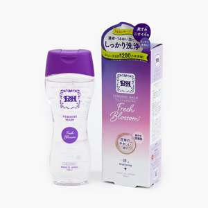 Dung dịch vệ sinh phụ nữ PH Japan Premium Hương Fresh Blossom 150ml
