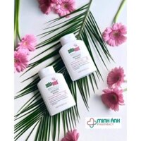 Dung dịch vệ sinh phụ nữ Sebamed giúp cung cấp độ ẩm cho da, mang lại cảm giác dễ chịu, thoải mái 200ml