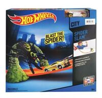Đường đua Hotwheels khám phá hang nhện BCT35