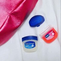 Dưỡng môi vaseline hũ nhỏ xinh