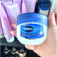Dưỡng Môi Vaseline xách Pháp hũ to 100ml
