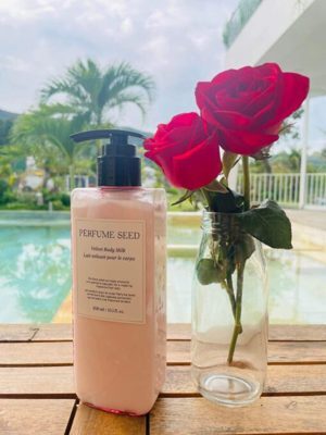 Dưỡng thể nước hoa Perfume Seed Velvet Body Milk