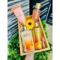 Dưỡng Thể Nước Hoa Victoria Secret Amber Romance 236ml (Mẫu Mới)