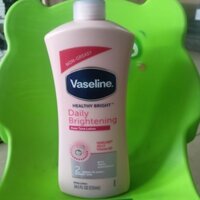 dưỡng thể vaseline (mẫu mới) chai  725 ml .giữa dưỡng ẩm và làm trắng da