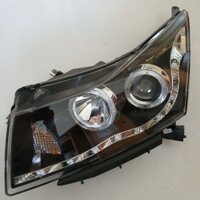 EAGLE EYES EE-GM555 Đèn pha độ led Projector cho Cruze, Lacetti 2009-2013