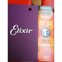 Elixir là thương hiệu dây cao cấp của Mĩ. hàng nhập khẩu chính hãng. về chất âm thì không có gì để bàn, quá tuyệt vời.