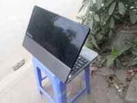 emachine e730, intel core i3, 15.6 HD led, ati radeon HD 2G