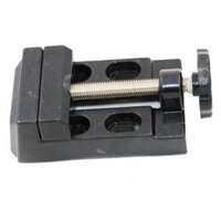 Eto kẹp bàn mini vuông...