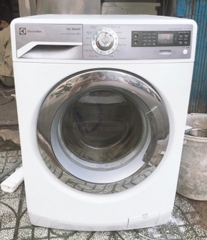 Máy giặt Electrolux 9 kg EWF10932