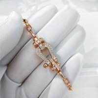 Feijia Phiên bản cao cấp V vàng mạ dày 18K Vòng tay hình ngựa khóa hình 8 mịn màng nửa viên kim cương toàn bộ kim cương vòng tay trang sức hình chữ U