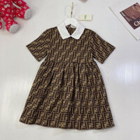 Fendi8525 Mùa Hè Phong Cách Mới Quần Áo Trẻ Em Đầm Bé Gái Phong Cách Cổ Điển Ve Áo Trắng