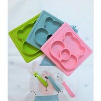 FREESHIP ĐƠN 50K KHAY ĂN DẶM SILICON CHỐNG LẬT HÌNH GẤU KÈM THÌA CHO BÉ TẬP ĂN DẶM0E