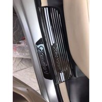 full bộ ỐP BẬC TRONG NGOÀI TITAN dành cho xe XPANDER 2018- 2020, nẹp bậc cửa lên xuống xe ô tô - 4 BÂC CHÂN TRONG