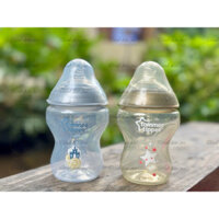 (Fullbox) Bình sữa nhựa PP hoạ tiết lâu đài - ngôi sao Tommee Tippee 260ml