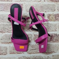 G320 59 còn SIZE 36,38 gót hồng