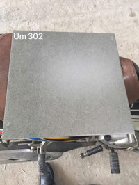 Gạch chống trơn UM-302 30×30 xương cermic Viglacera