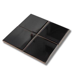 Gạch thẻ đen bóng phẳng