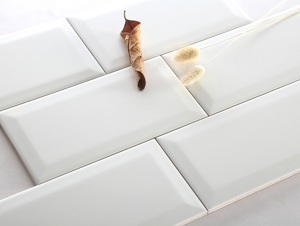 Gạch thẻ trắng mờ vát