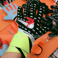 Găng tay thủ môn NIKE không xương màu đen – đai quấn xanh