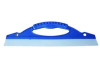 Gạt nước kính có tay cầm màu xanh