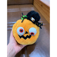 gấu bông second hand bí ngô haloween chưa giặt, tem Everland