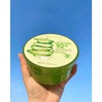 Gel lô hội dưỡng đa năng NATURE REPUBLIC Soothing & Moisture Aloe Vera 92% Soothing Gel 300ml