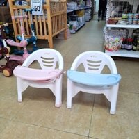 ghế ăn dặm cho bé việt nhật  2 trong 1 có thể tháo rời, chất liệu nhựa pp an toàn cho sức khoẻ Có đệm hơi êm cho bé ngồi