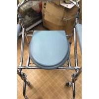 Ghế bô vệ sinh lucass GX300 có bánh xe, có để chân