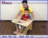 Ghế giúp trẻ bại não ngồi vững