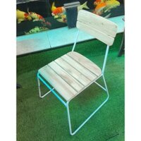 Ghế gỗ dựa Cf (ngoài trời) màu trắng khung sắt dùng làm ghế ở ngoài trời, cho quán cà phê, quán ăn, gia đình...