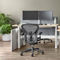 Ghế lưới văn phòng ergonomic Herman Miller Aeron - SIZE B - Lưới đen - khung nhựa