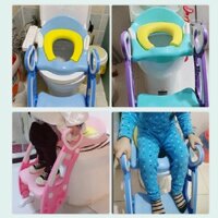 Ghế ngồi bồn cầu có thang vịn cho bé, có đệm