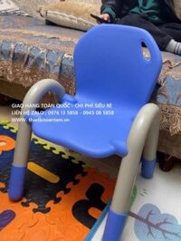 ghế nhựa mầm non nhập khẩu có tay vịn cho nhà trẻ